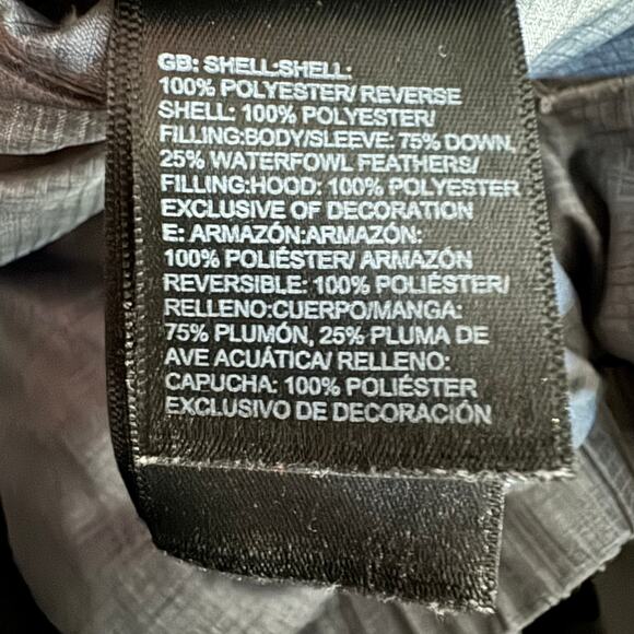 The North Face Reversible, Down Blend Moondoggy Puffer Jacket - Picture 12 of 13